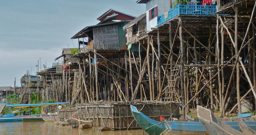 Roluos and Kompong Phluk tour 1Day